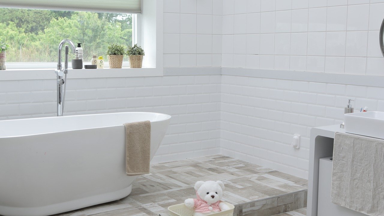 window space tub